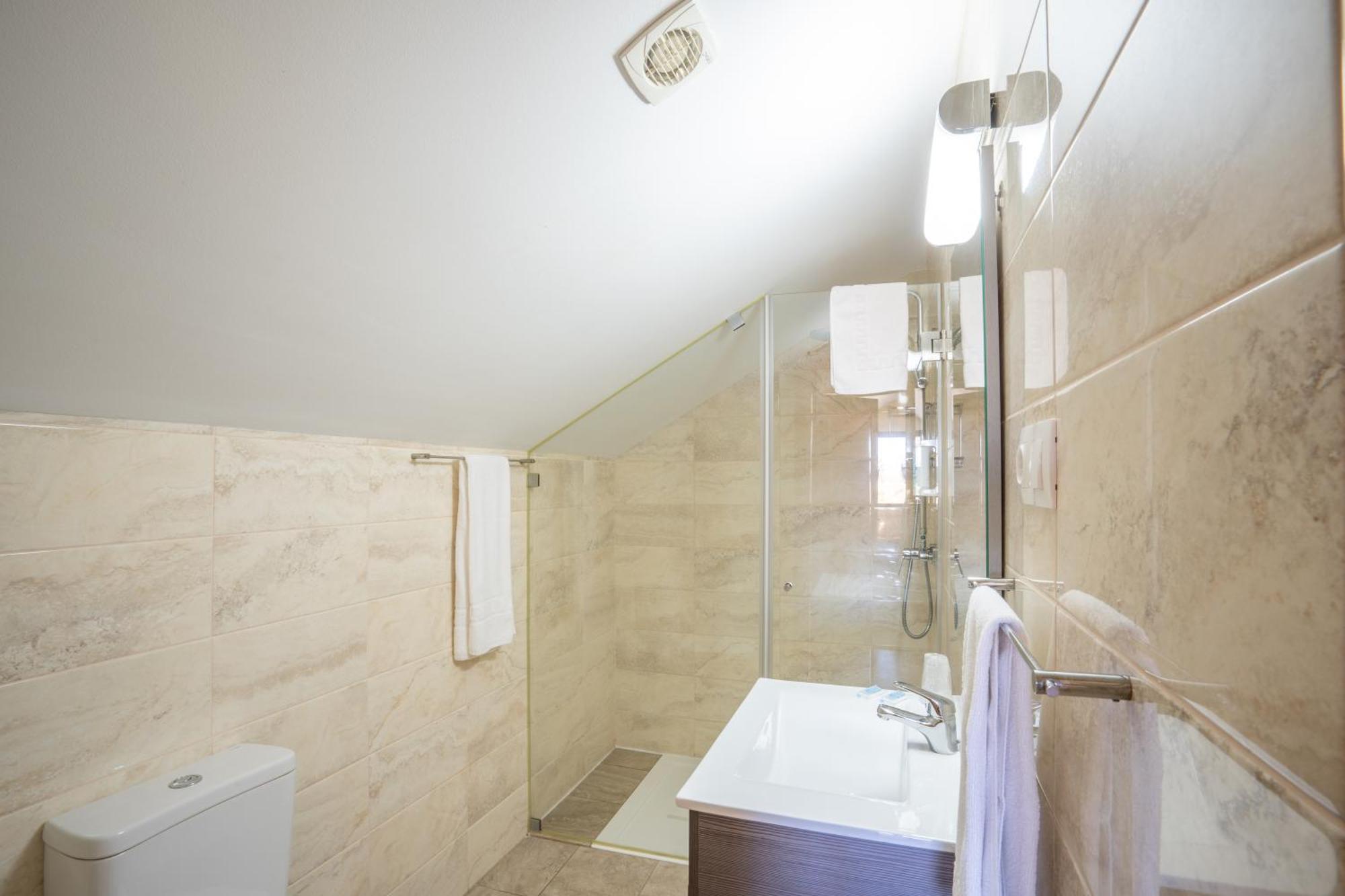B&B Pensao Avenida Oliveira de Frades Eksteriør billede
