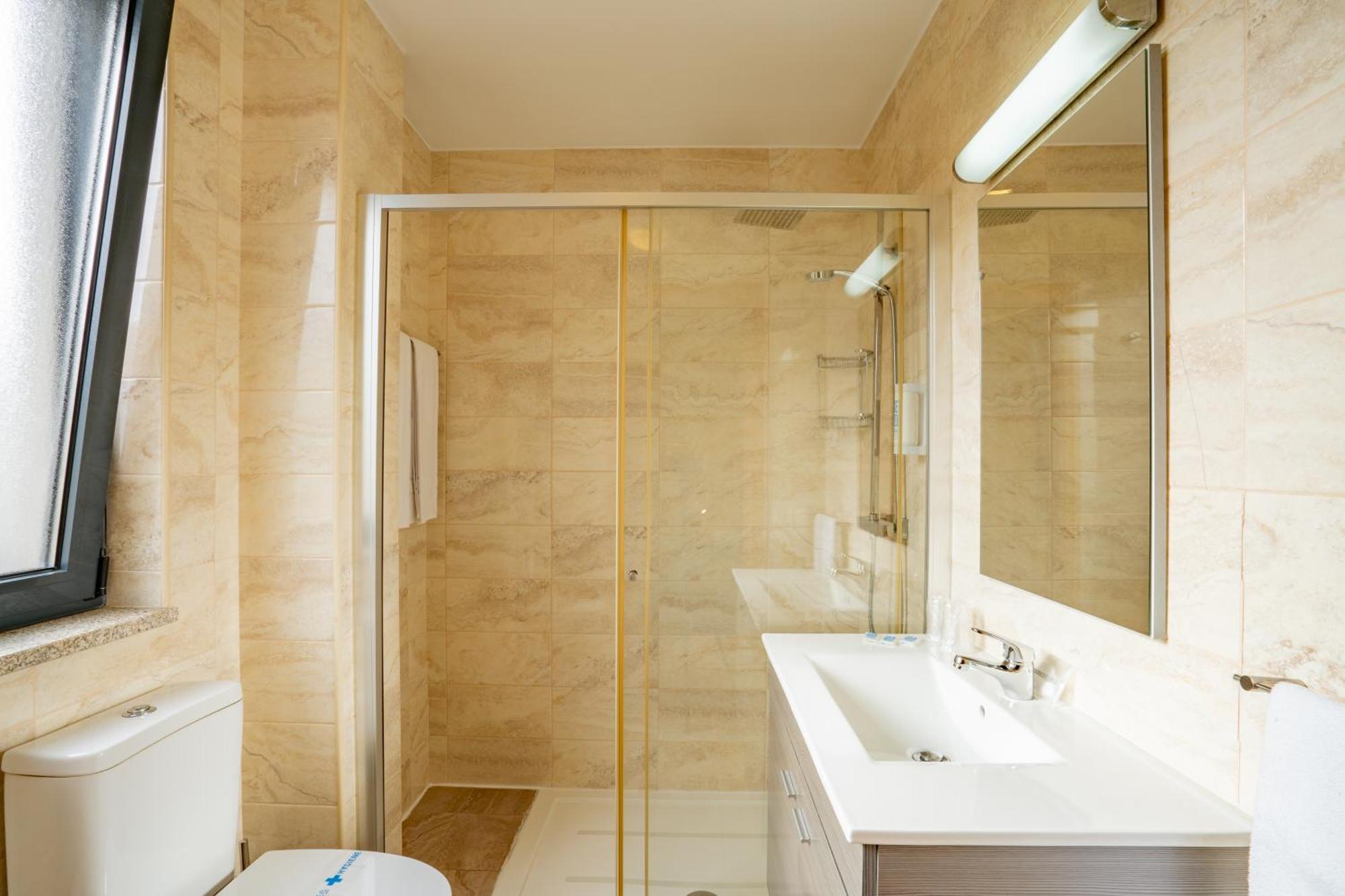 B&B Pensao Avenida Oliveira de Frades Eksteriør billede